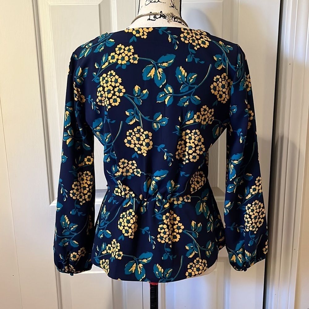 J. Crew Navy floral faux wrap long sleeve blouse Sz Small - Picture 4 of 10
